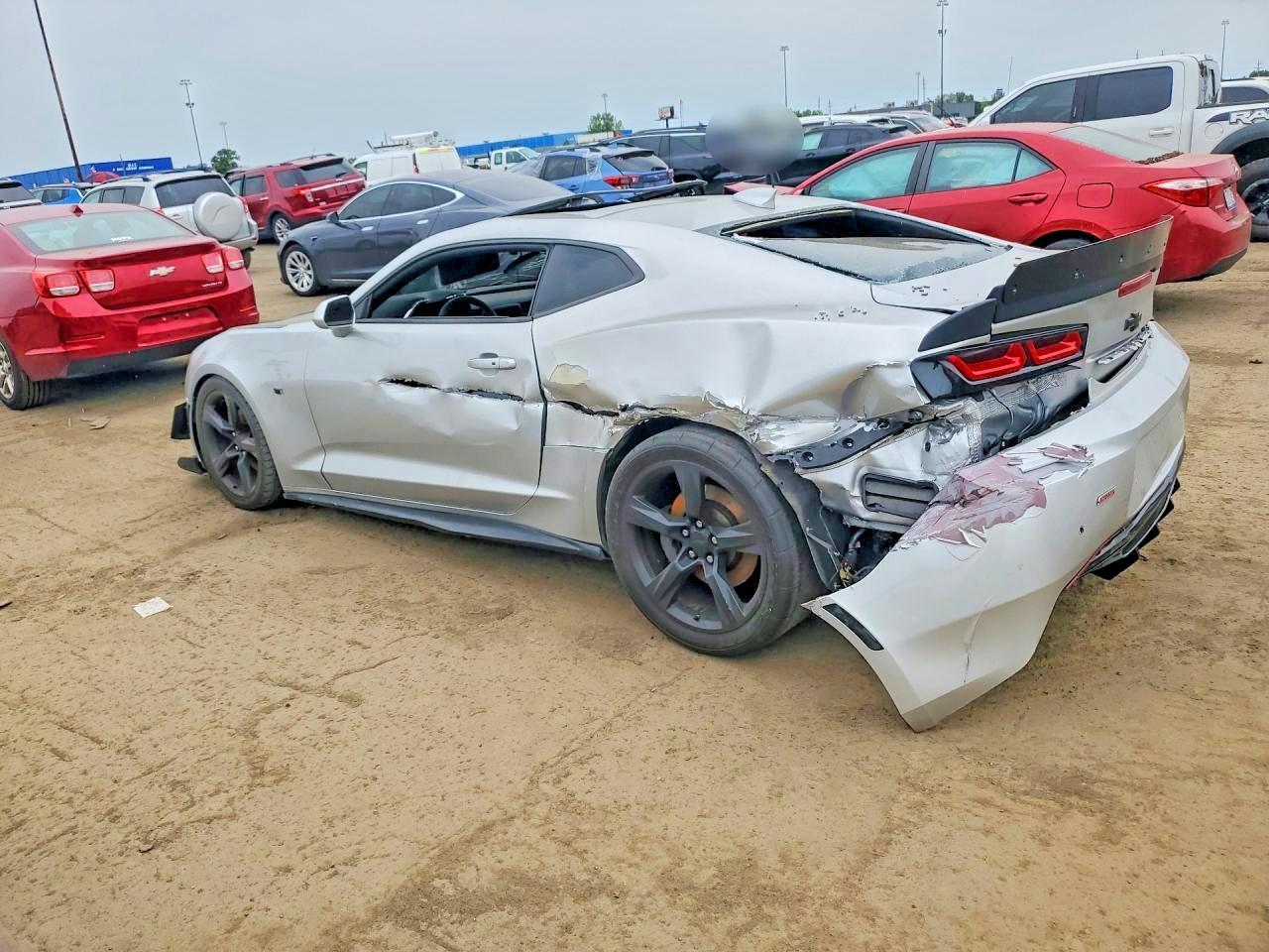 2016 Chevrolet Camaro Ss - zdjęcie 2