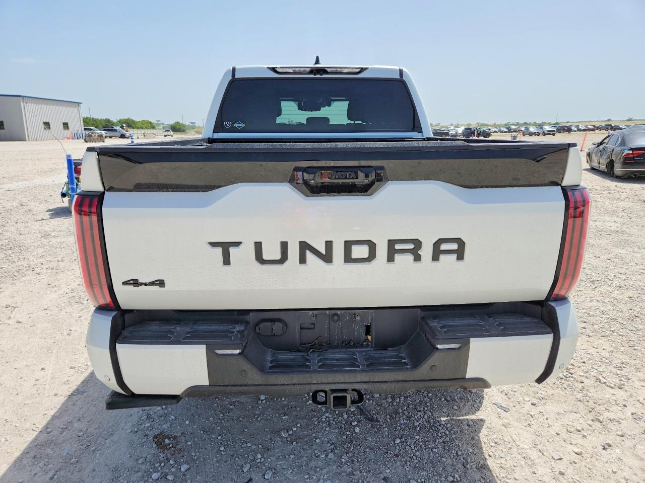 2024 Toyota Tundra Platinum - zdjęcie 6