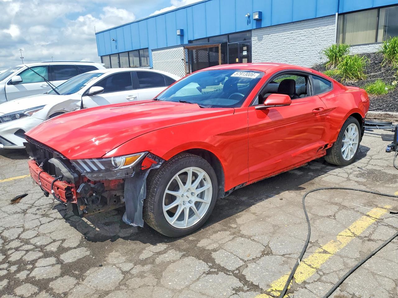 2015 Ford Mustang - zdjęcie główne