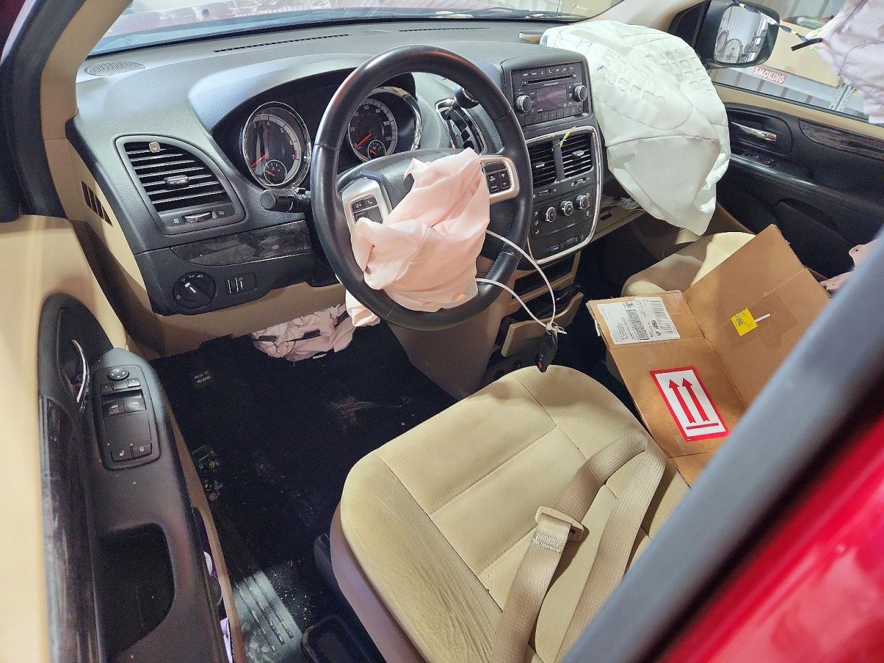 2016 Dodge Caravan - zdjęcie 8
