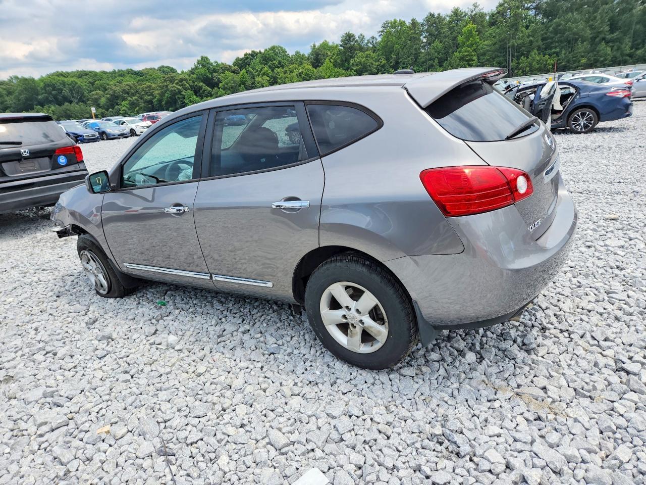2013 Nissan Rogue S - zdjęcie 2