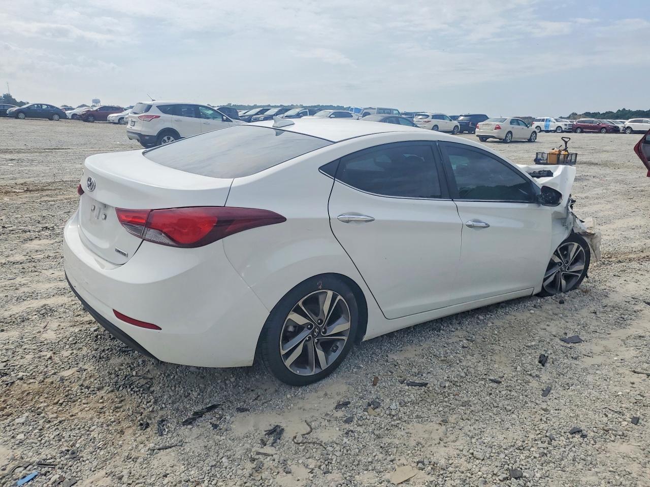 2014 Hyundai Elantra Limited - zdjęcie 3