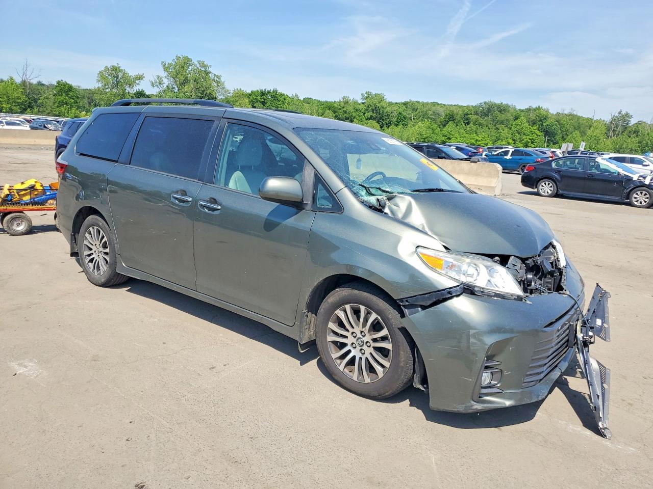 2018 Toyota Sienna Xle 8-Passenger - zdjęcie 4