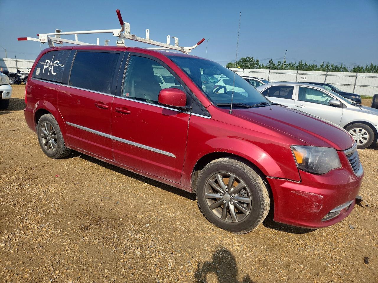 2015 Chrysler Town & Country S - zdjęcie 4