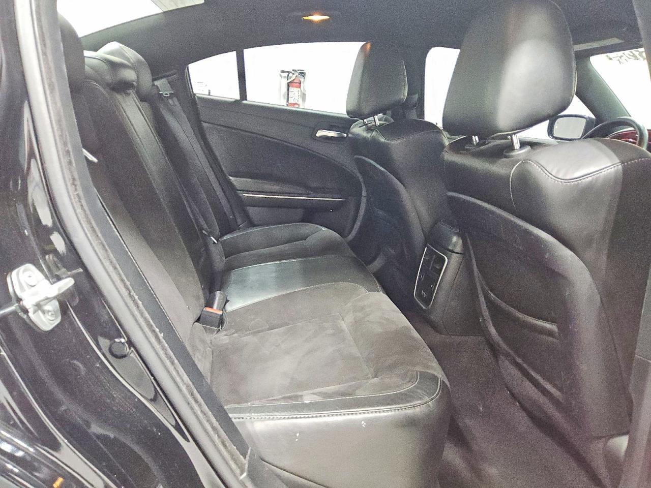 2019 Dodge Charger R - zdjęcie 10