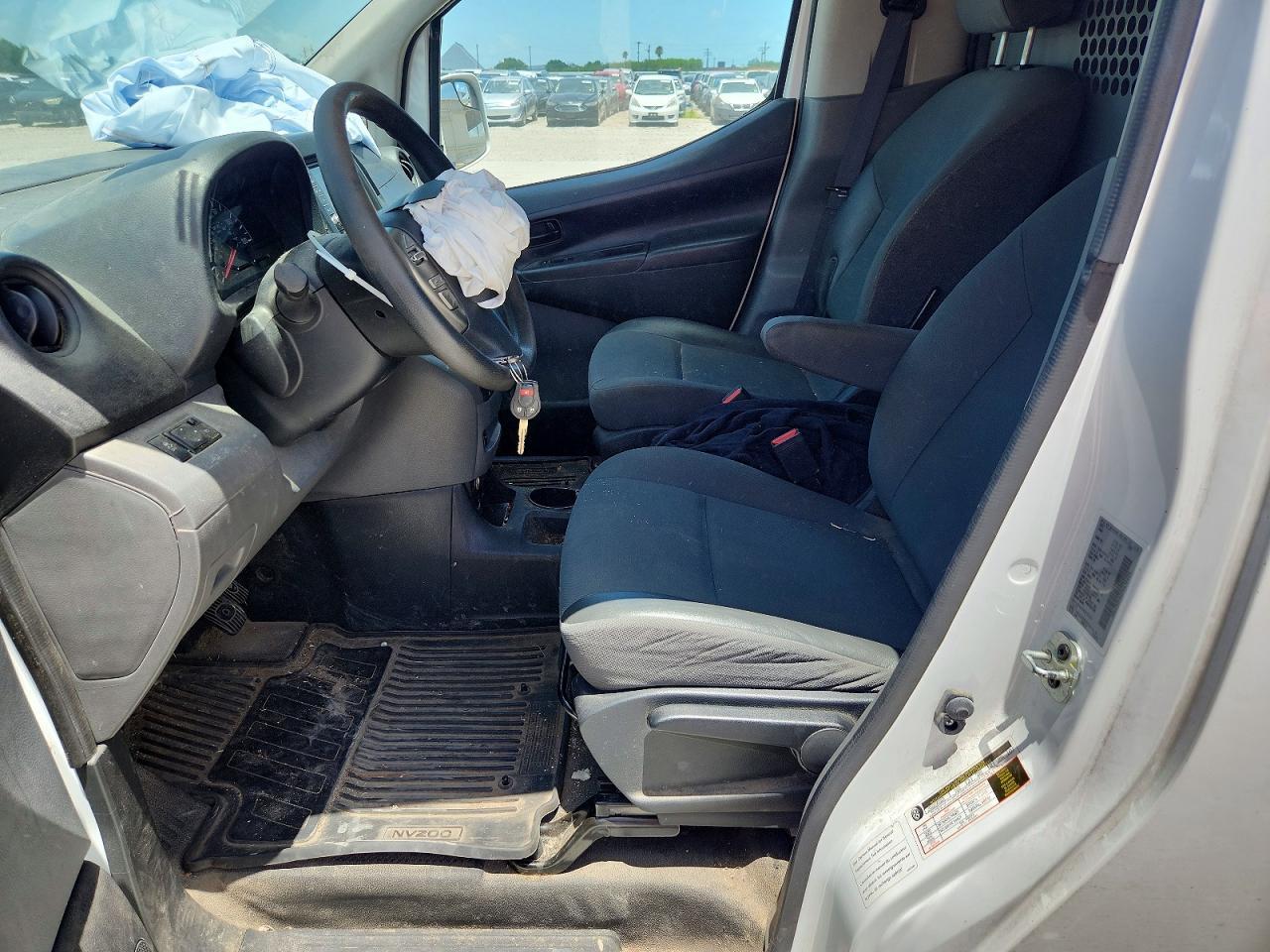2021 Nissan Nv200 Sv - zdjęcie 7