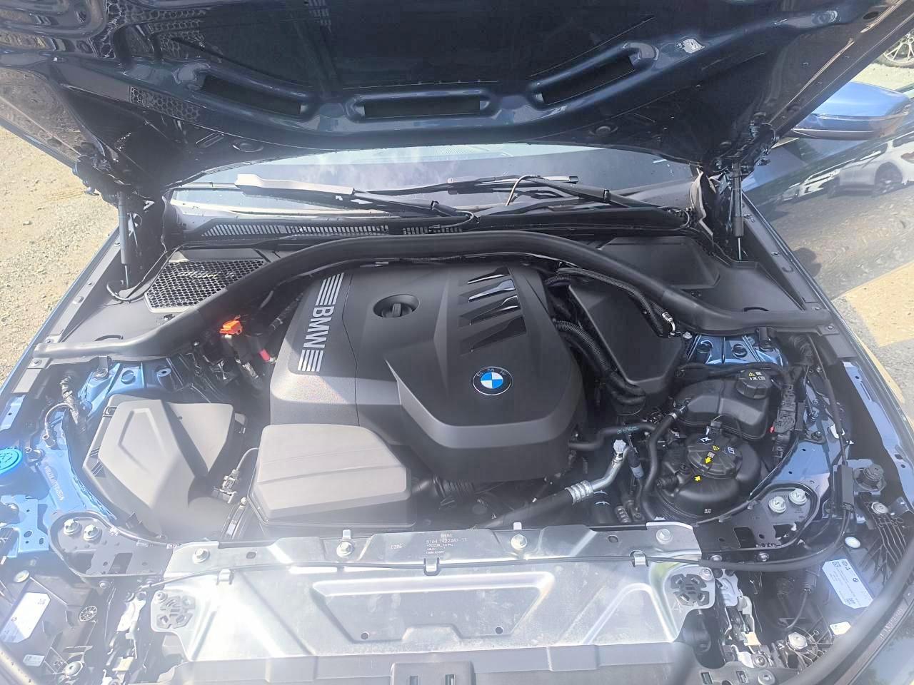 2026 BMW 330Xi - zdjęcie 12