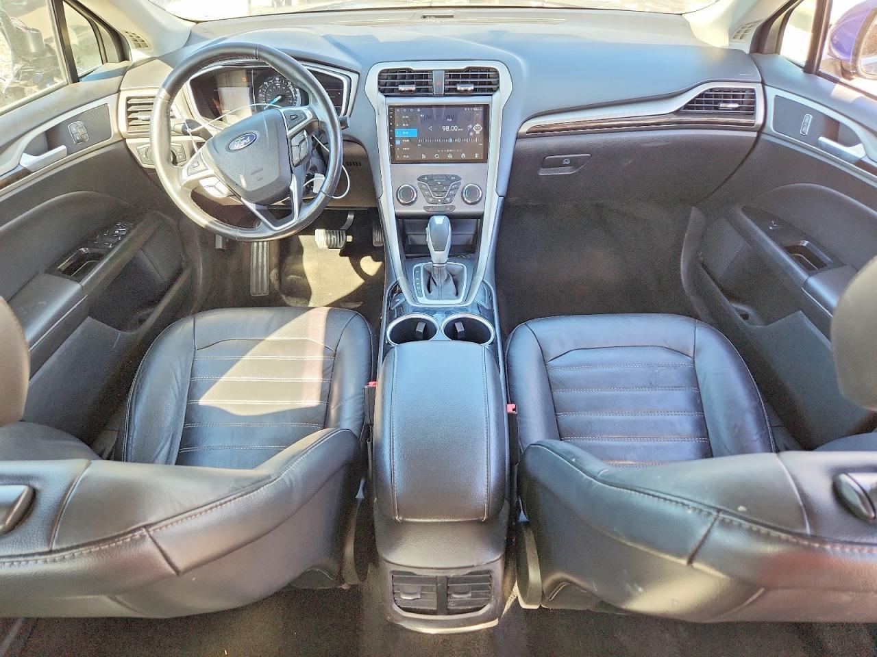 2013 Ford Fusion - zdjęcie 8