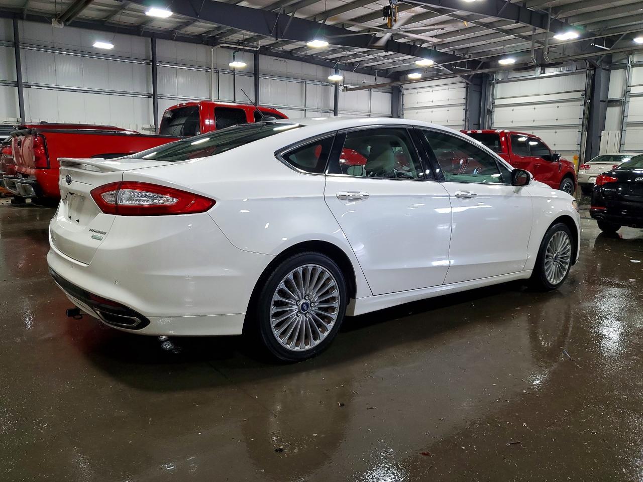 2016 Ford Fusion Titanium - zdjęcie 3