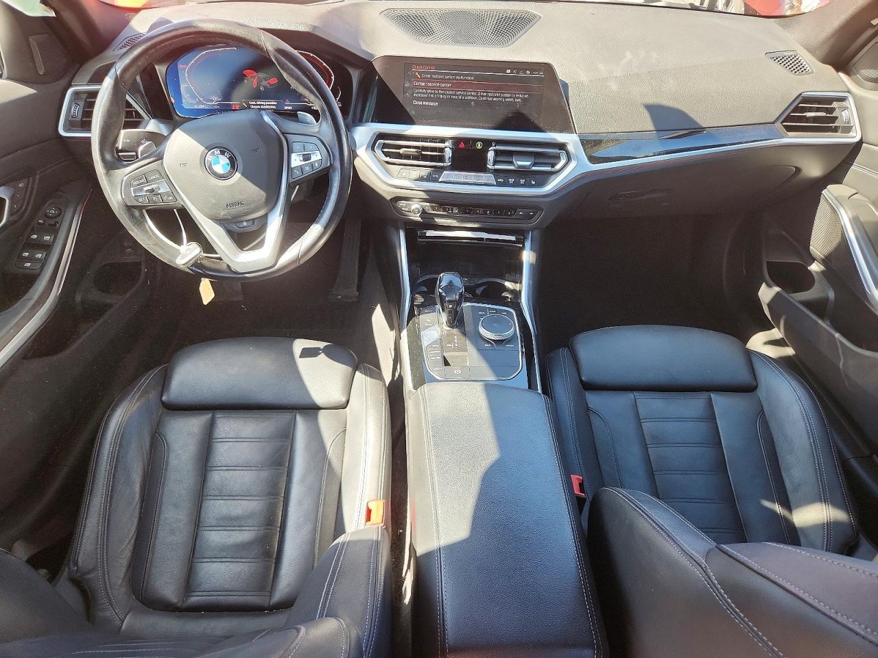 2019 BMW Seria 3 330i - zdjęcie 8