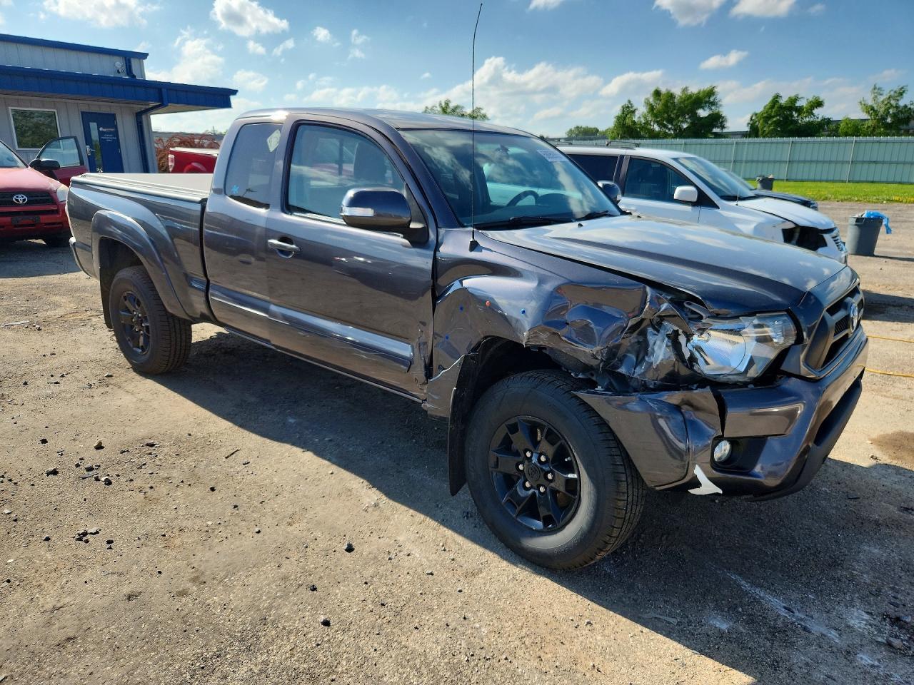 2015 Toyota Tacoma V6 - zdjęcie 4