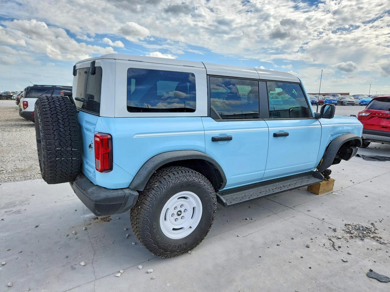 2025 Ford Bronco Heritage - zdjęcie 3