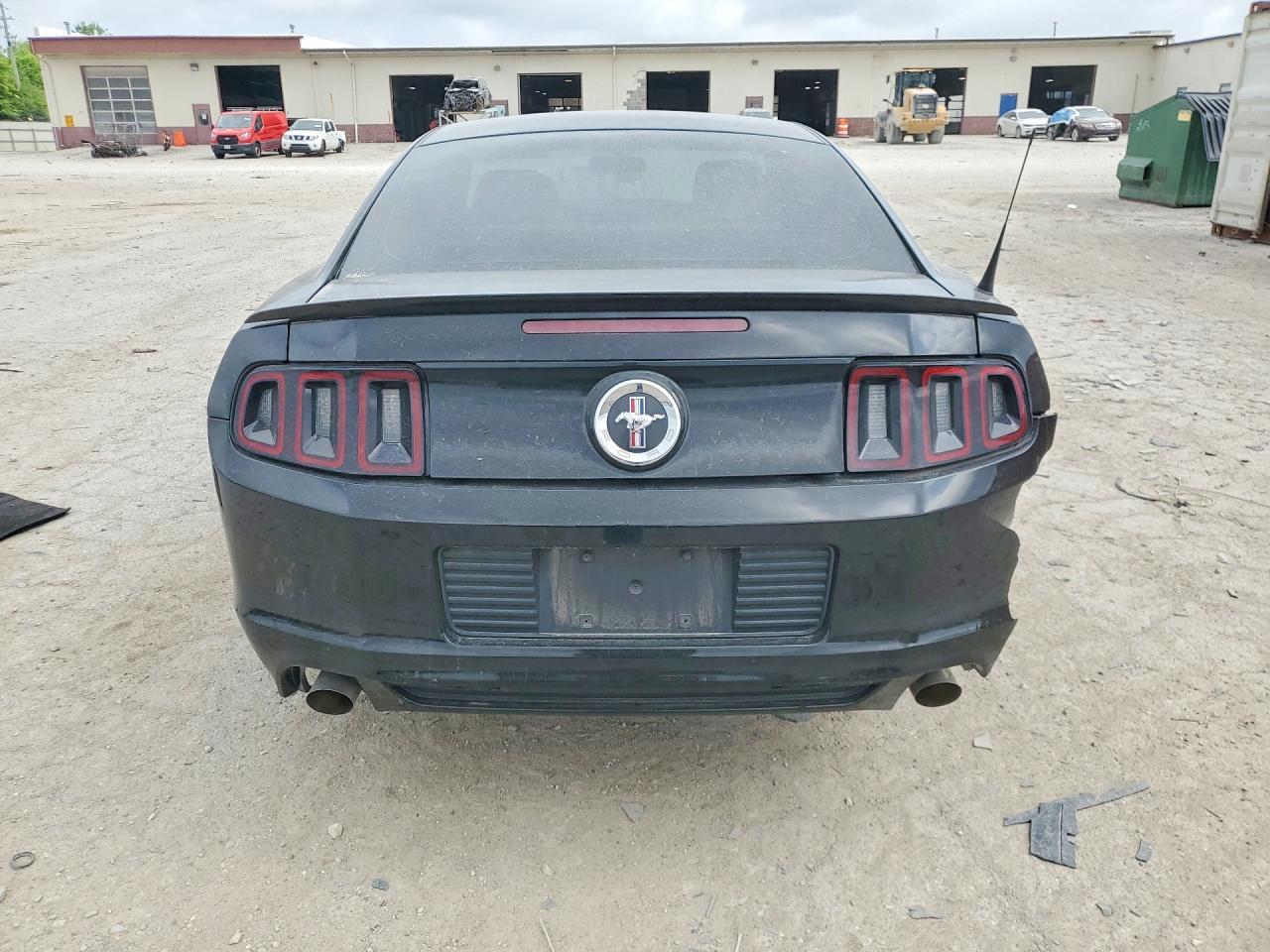2013 Ford Mustang - zdjęcie 6
