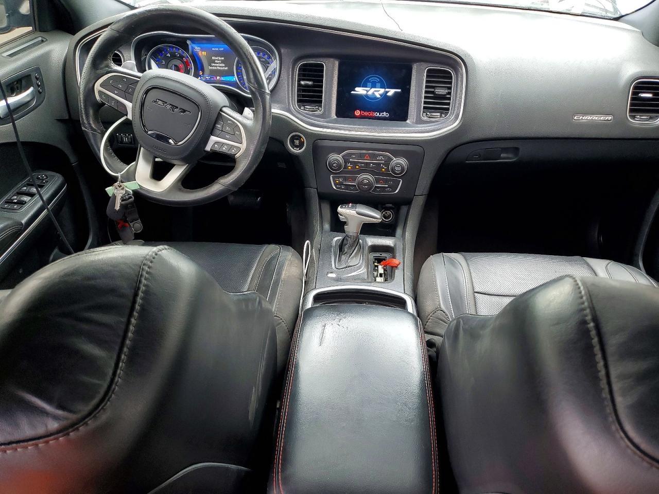 2016 Dodge Charger R - zdjęcie 8