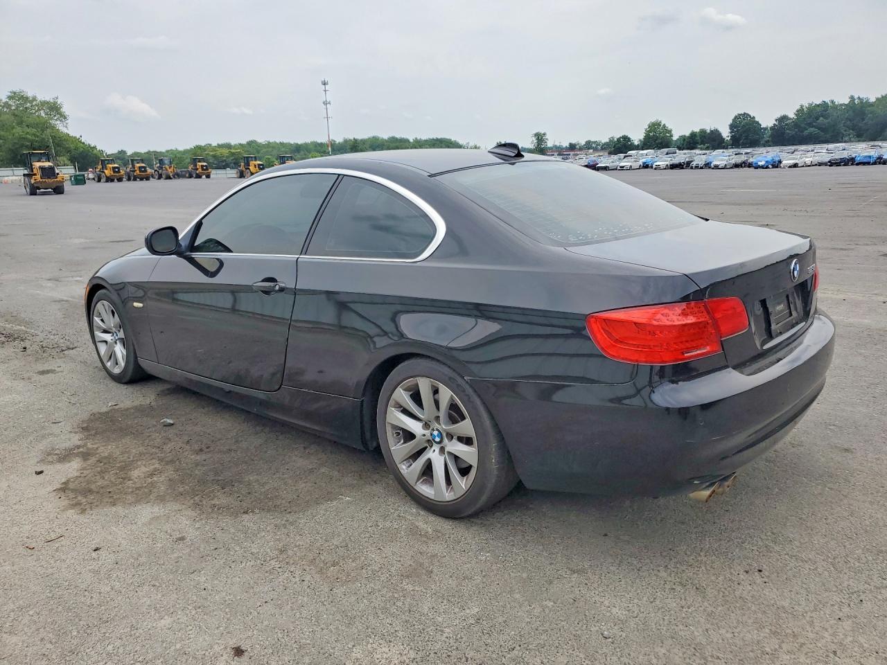 2013 BMW 328 I - zdjęcie 2