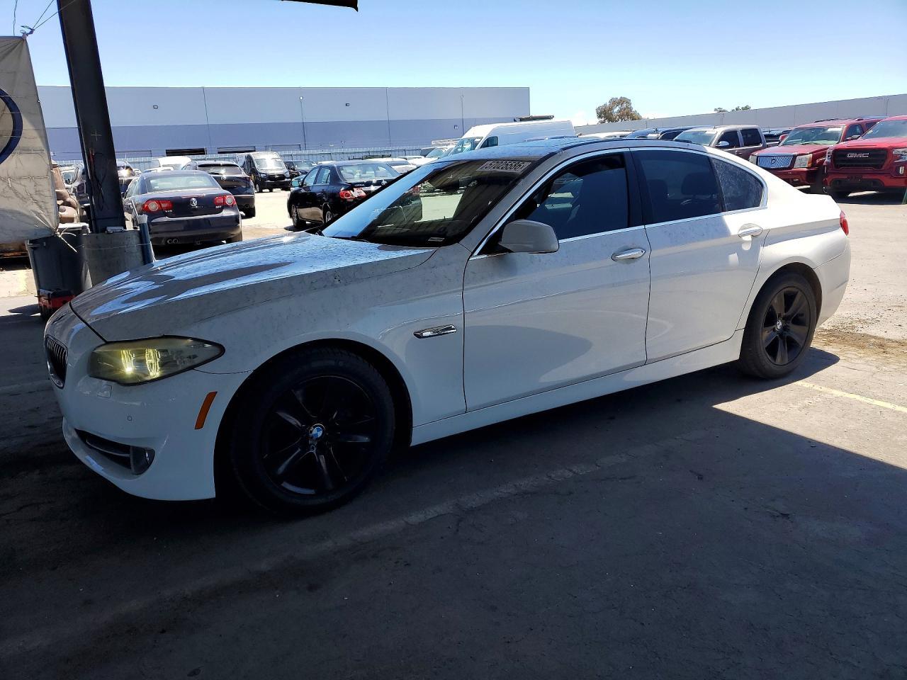 2013 BMW 528 I - zdjęcie główne