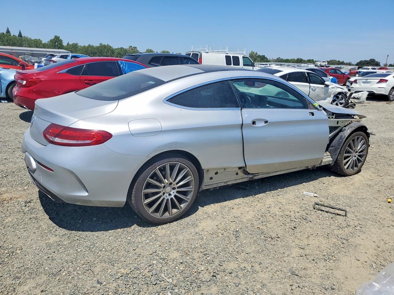 2017 Mercedes-Benz C 300 - zdjęcie 3