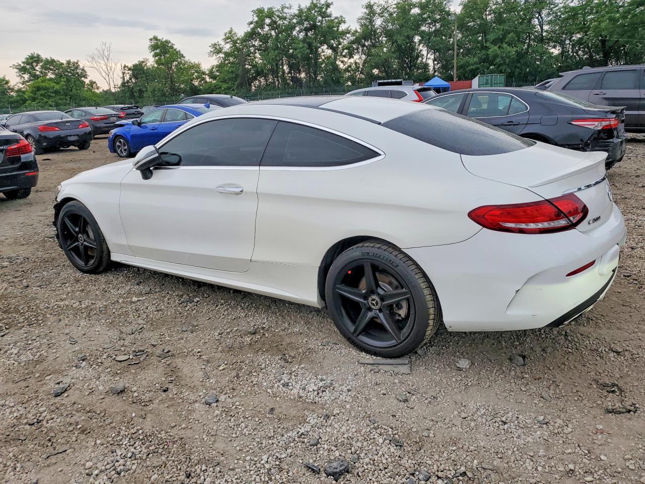 2018 Mercedes-Benz C 300 4Matic - zdjęcie 2