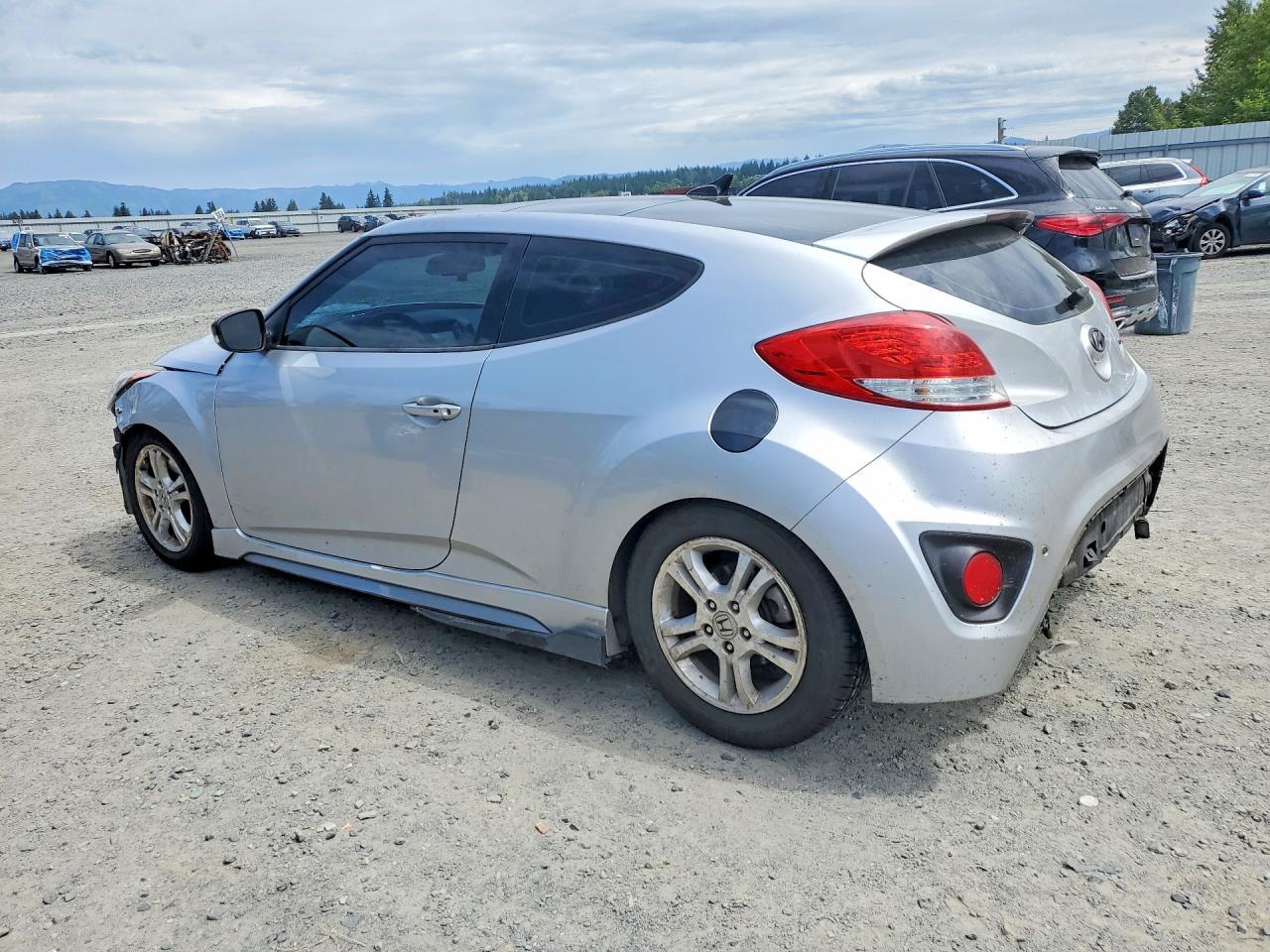 2013 Hyundai Veloster Turbo - zdjęcie 2