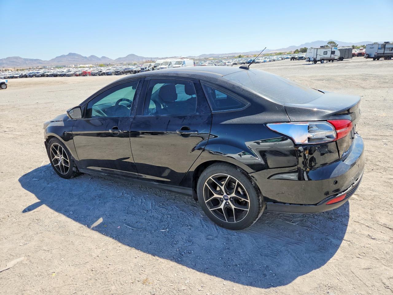 2018 Ford Focus Sel - zdjęcie 2