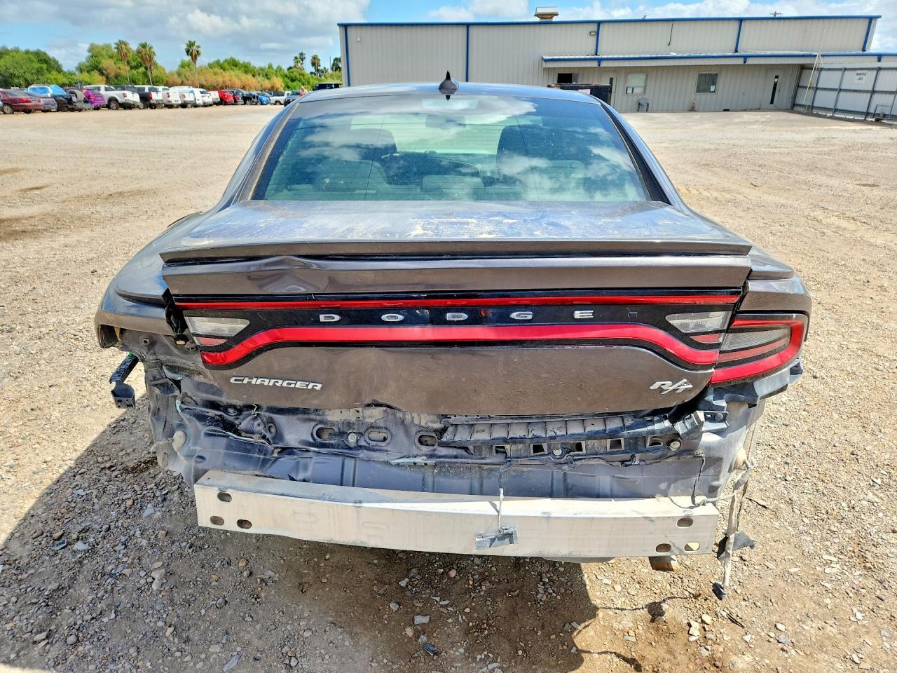2016 Dodge Charger R - zdjęcie 6