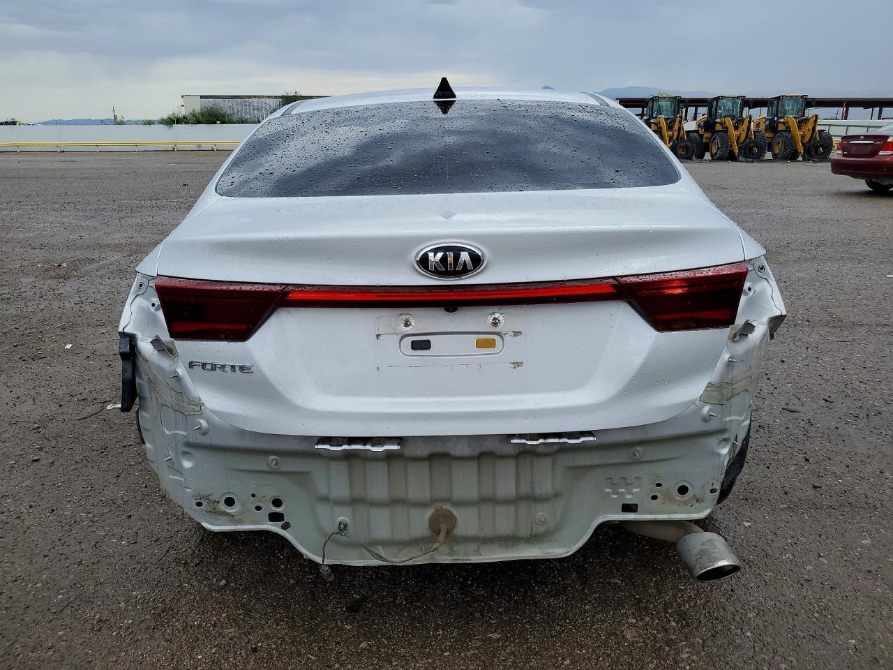 2021 Kia Forte Lxs - zdjęcie 6
