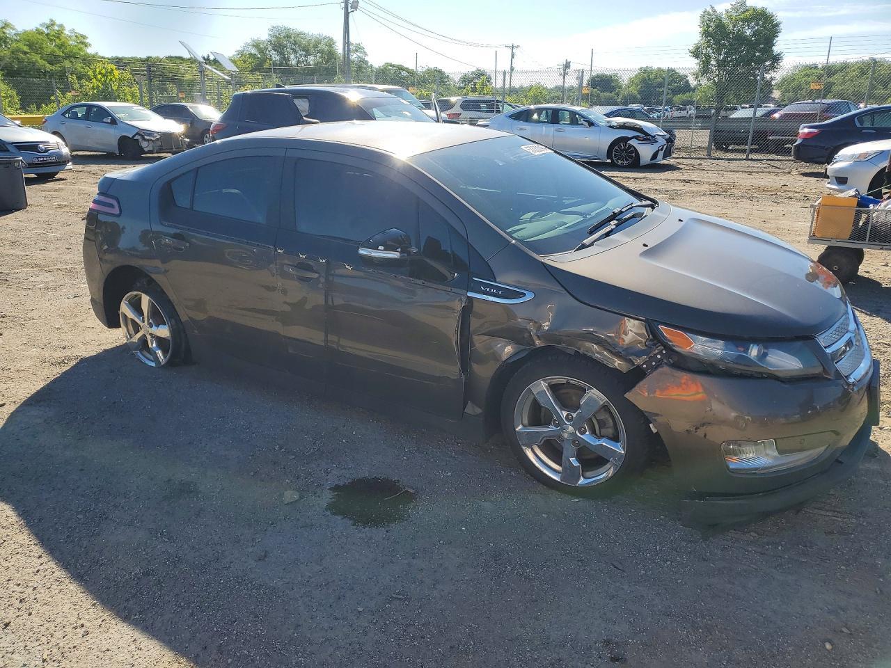 2014 Chevrolet Volt - zdjęcie 4