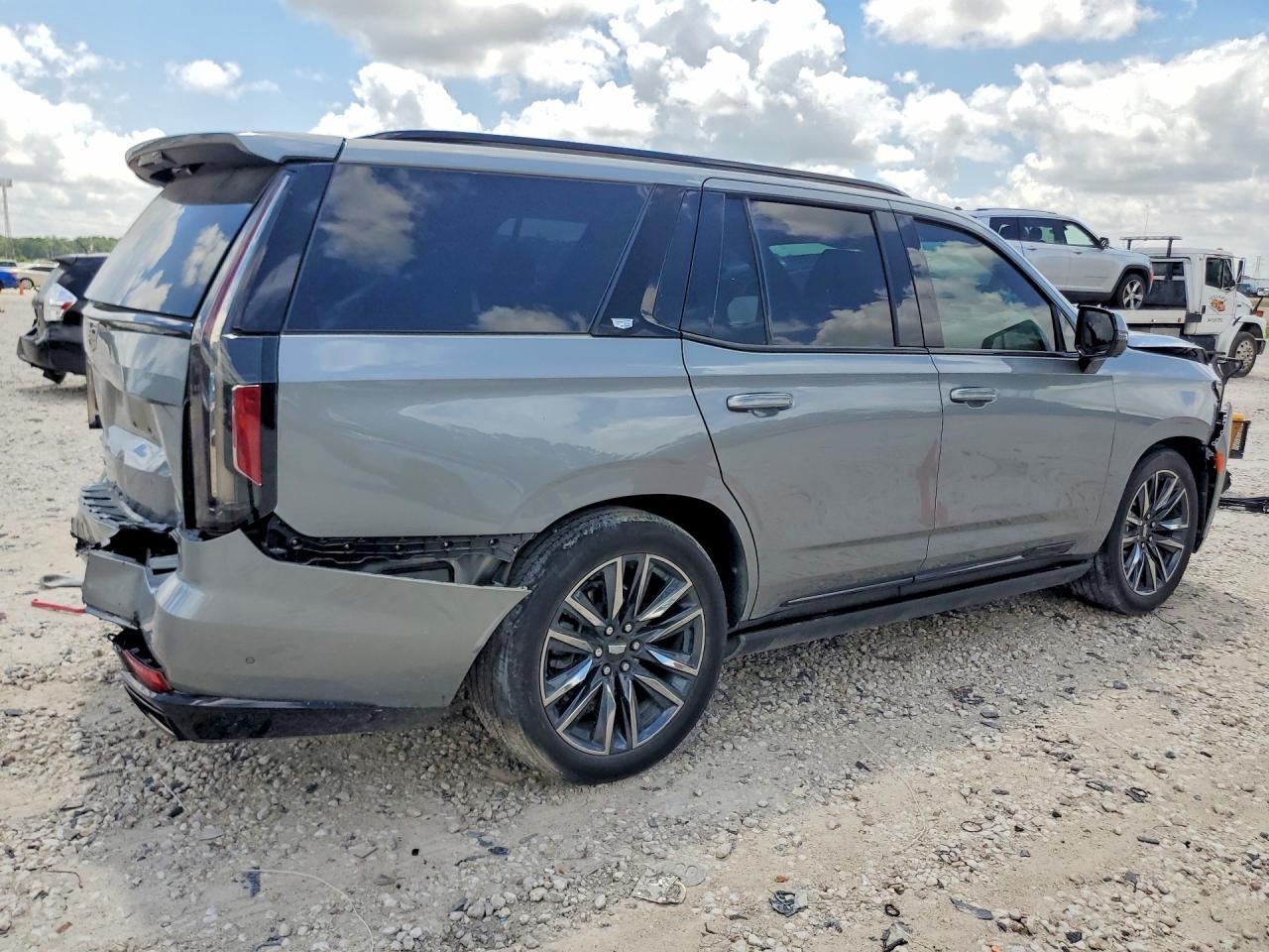 2024 Cadillac Escalade Sport - zdjęcie 3