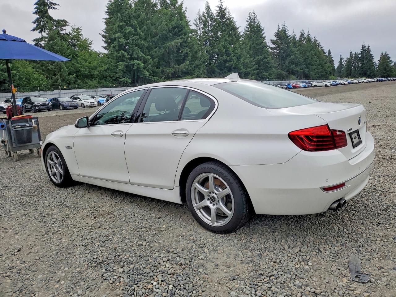 2014 BMW 528 Xi - zdjęcie 2