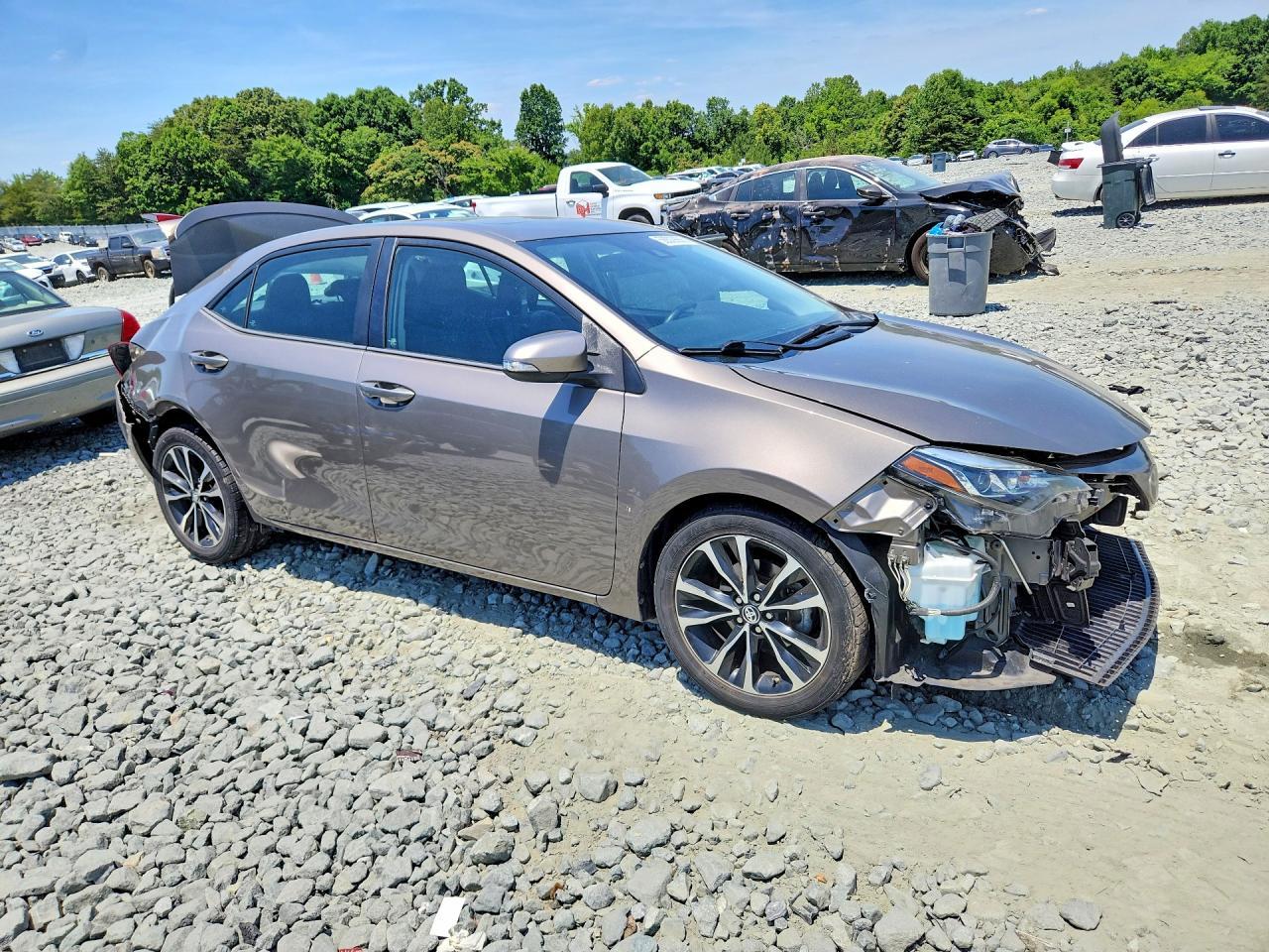 2017 Toyota Corolla Se - zdjęcie 4
