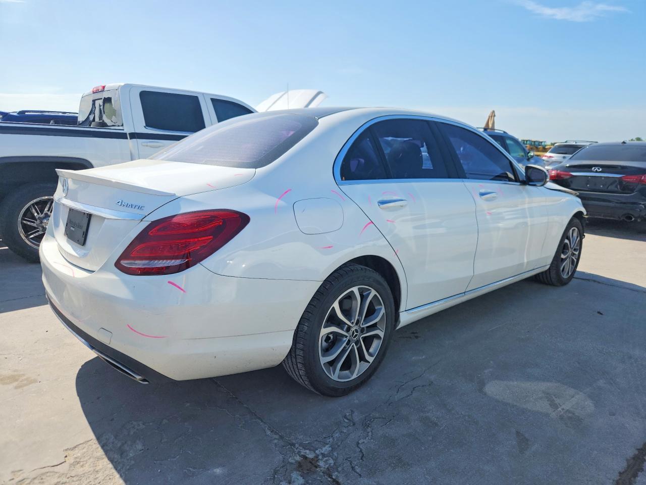 2017 Mercedes-Benz C 300 4Matic - zdjęcie 3