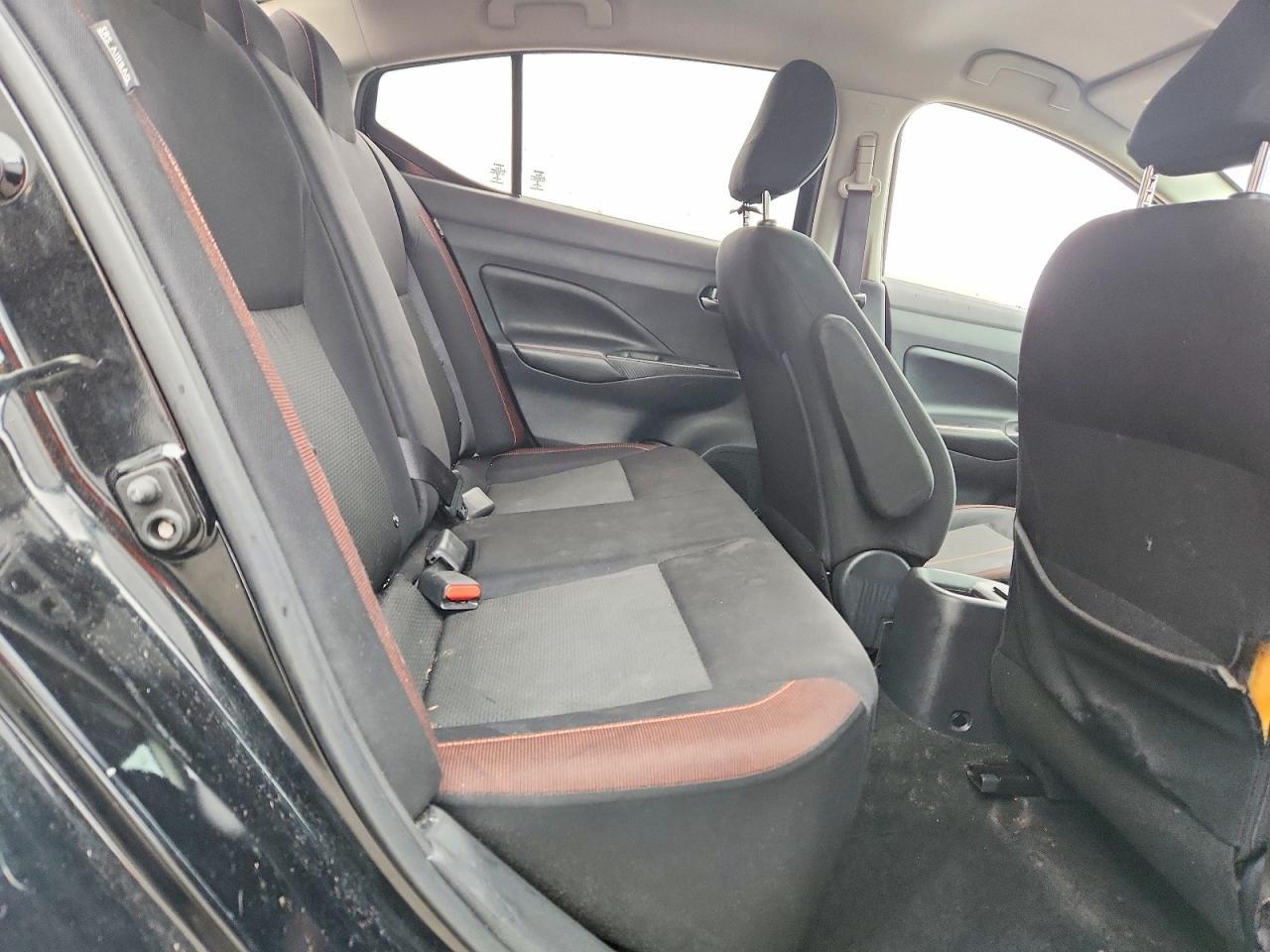 2020 Nissan Versa Sr - zdjęcie 10