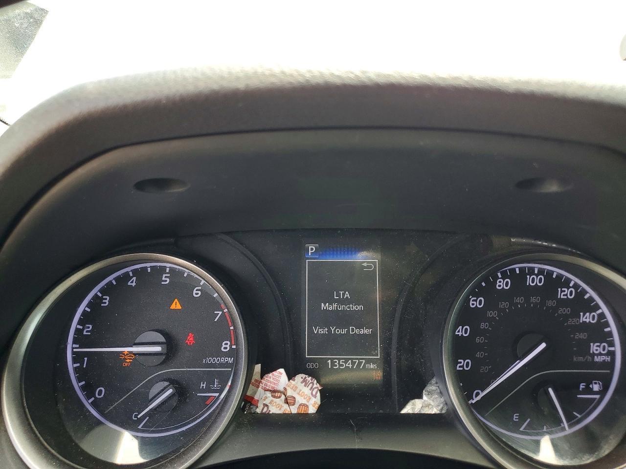 2021 Toyota Camry Se - zdjęcie 9