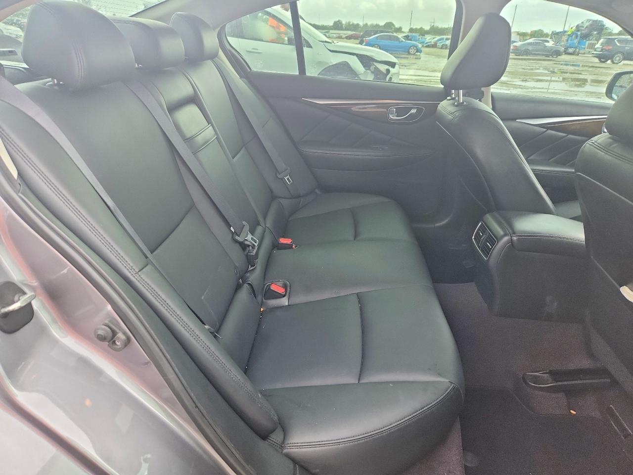 2019 Infiniti Q50 3.0T Luxe - zdjęcie 10