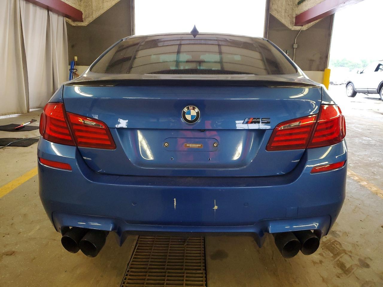 2013 BMW M5 - zdjęcie 6