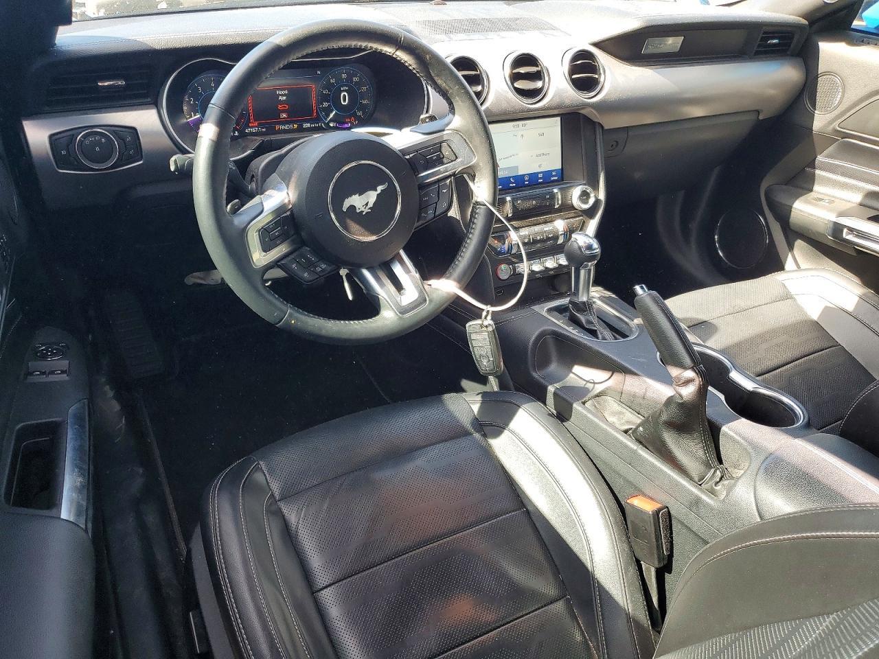 2023 Ford Mustang Gt - zdjęcie 8