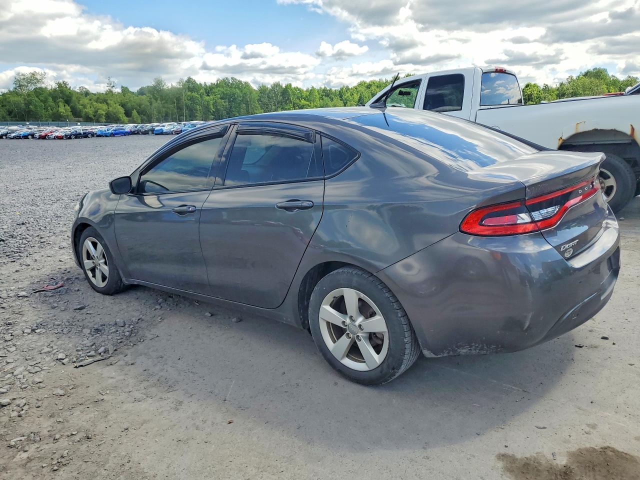 2016 Dodge Dart Sxt - zdjęcie 2