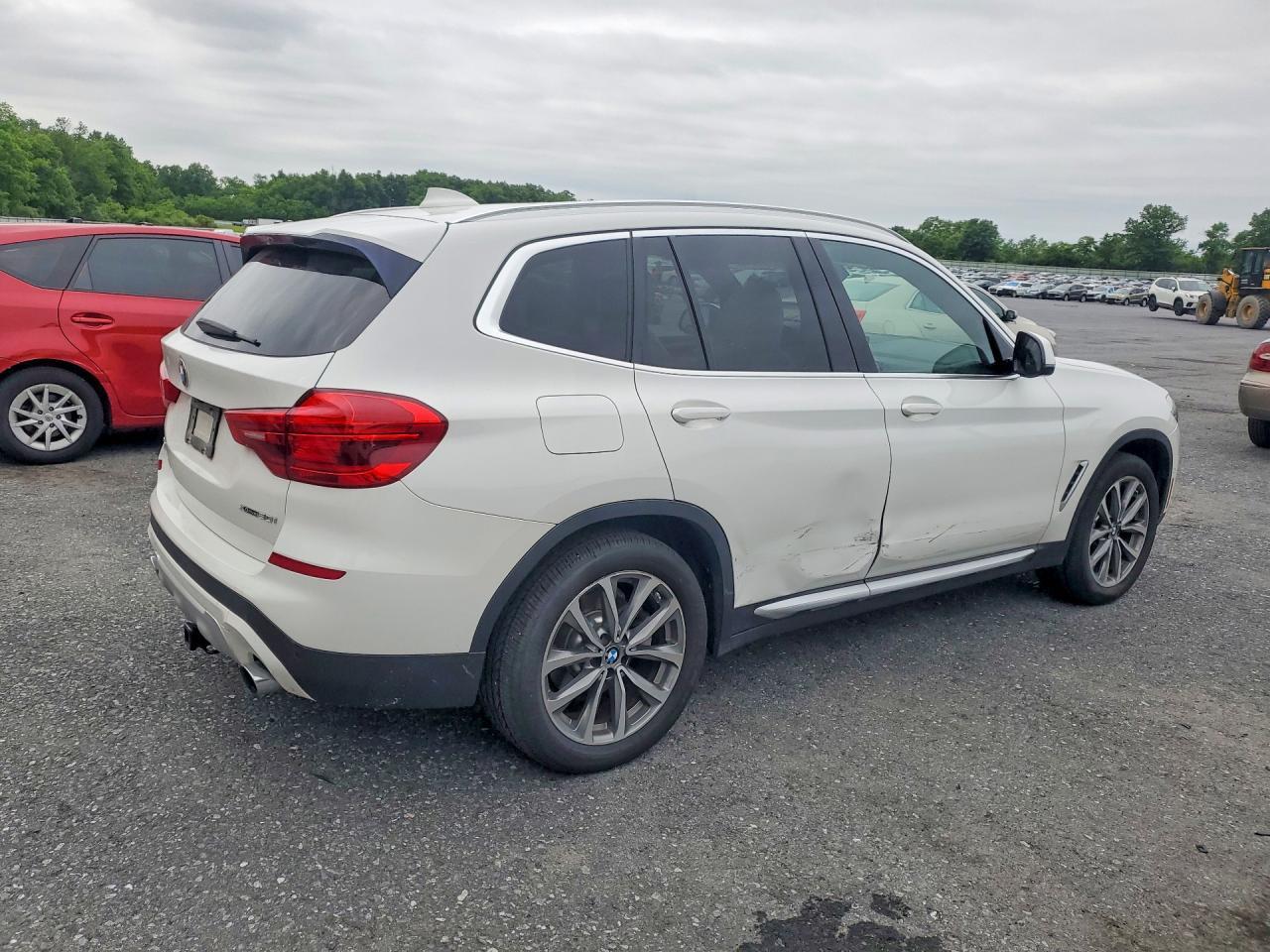 BMW X3 - zdjęcie 3