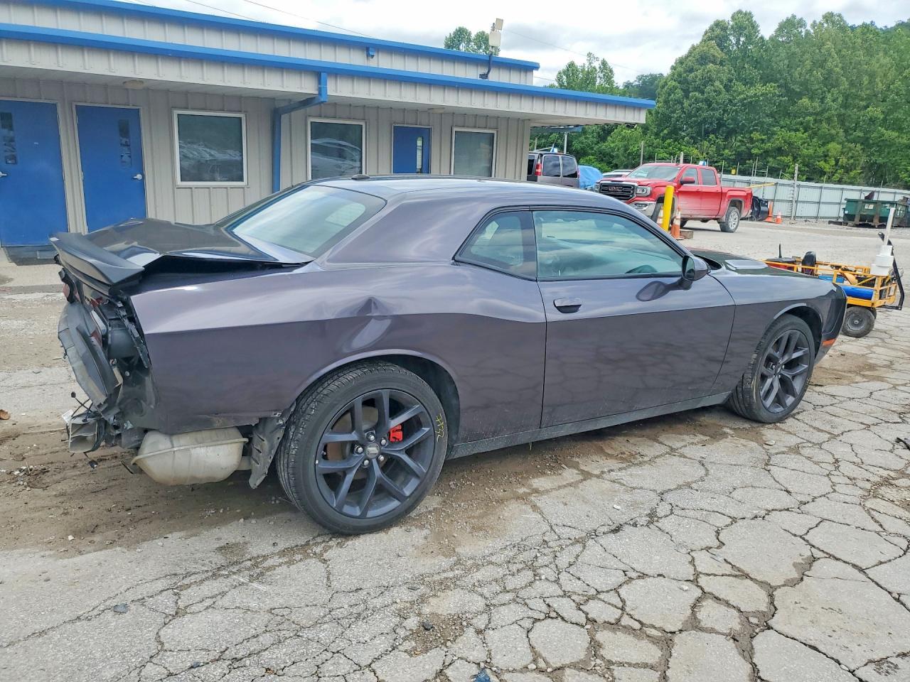 2022 Dodge Challenger Sxt - zdjęcie 3