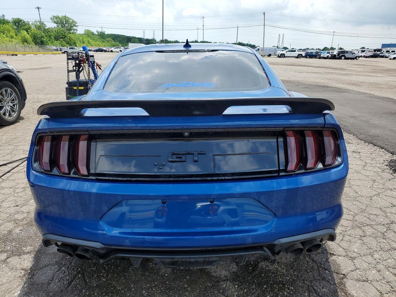 2022 Ford Mustang Gt - zdjęcie 6