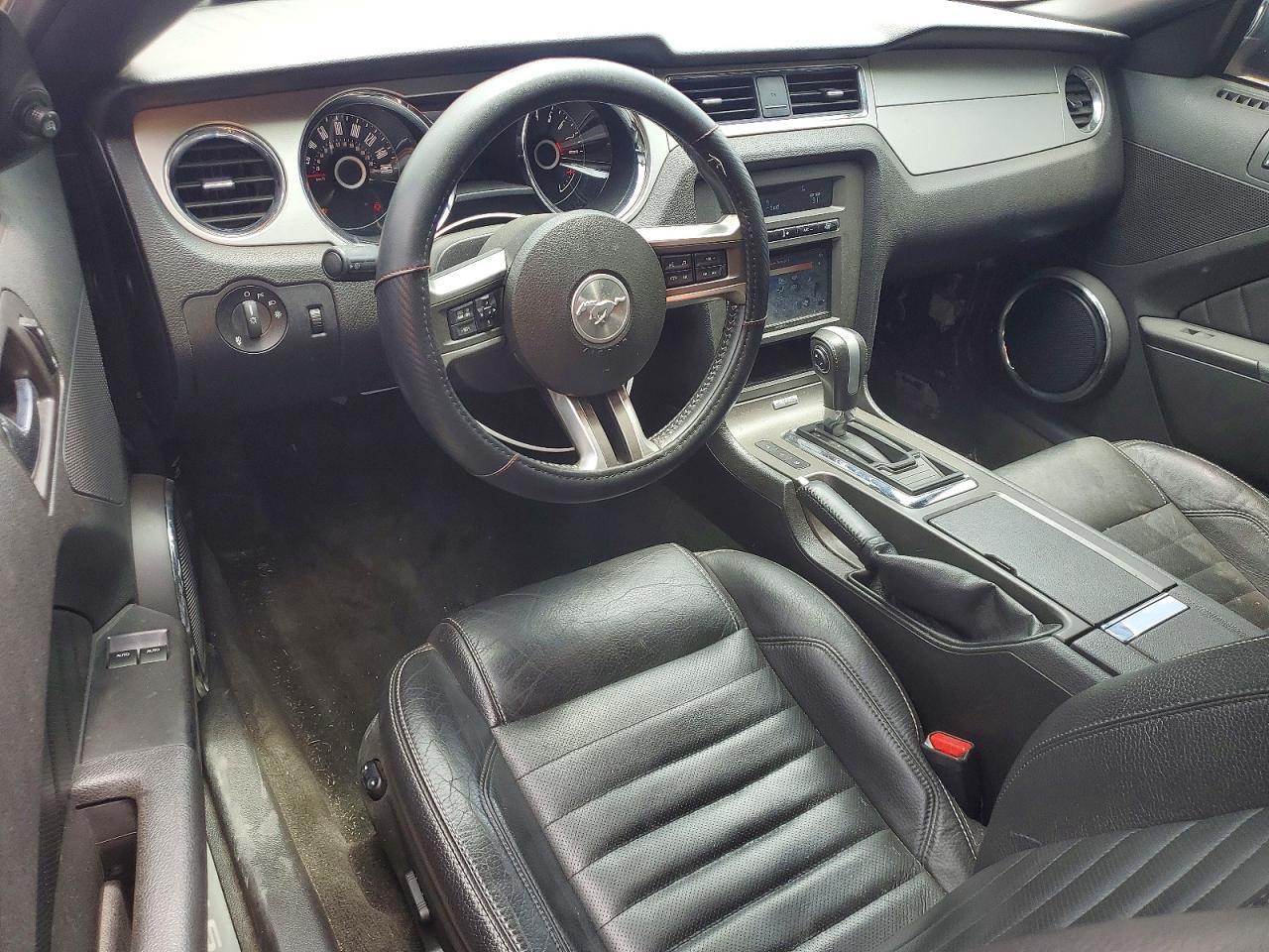 2014 Ford Mustang - zdjęcie 8