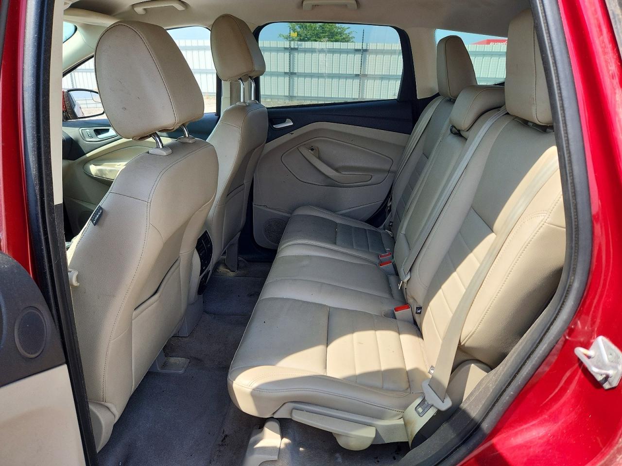 2014 Ford Escape Titanium - zdjęcie 10
