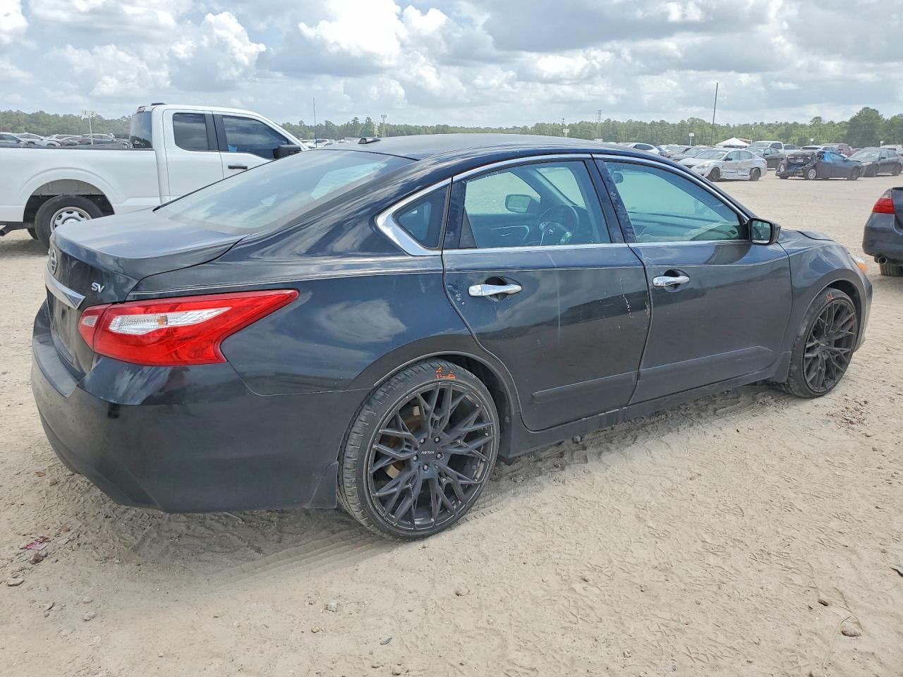 2016 Nissan Altima 2.5 Sv - zdjęcie 3