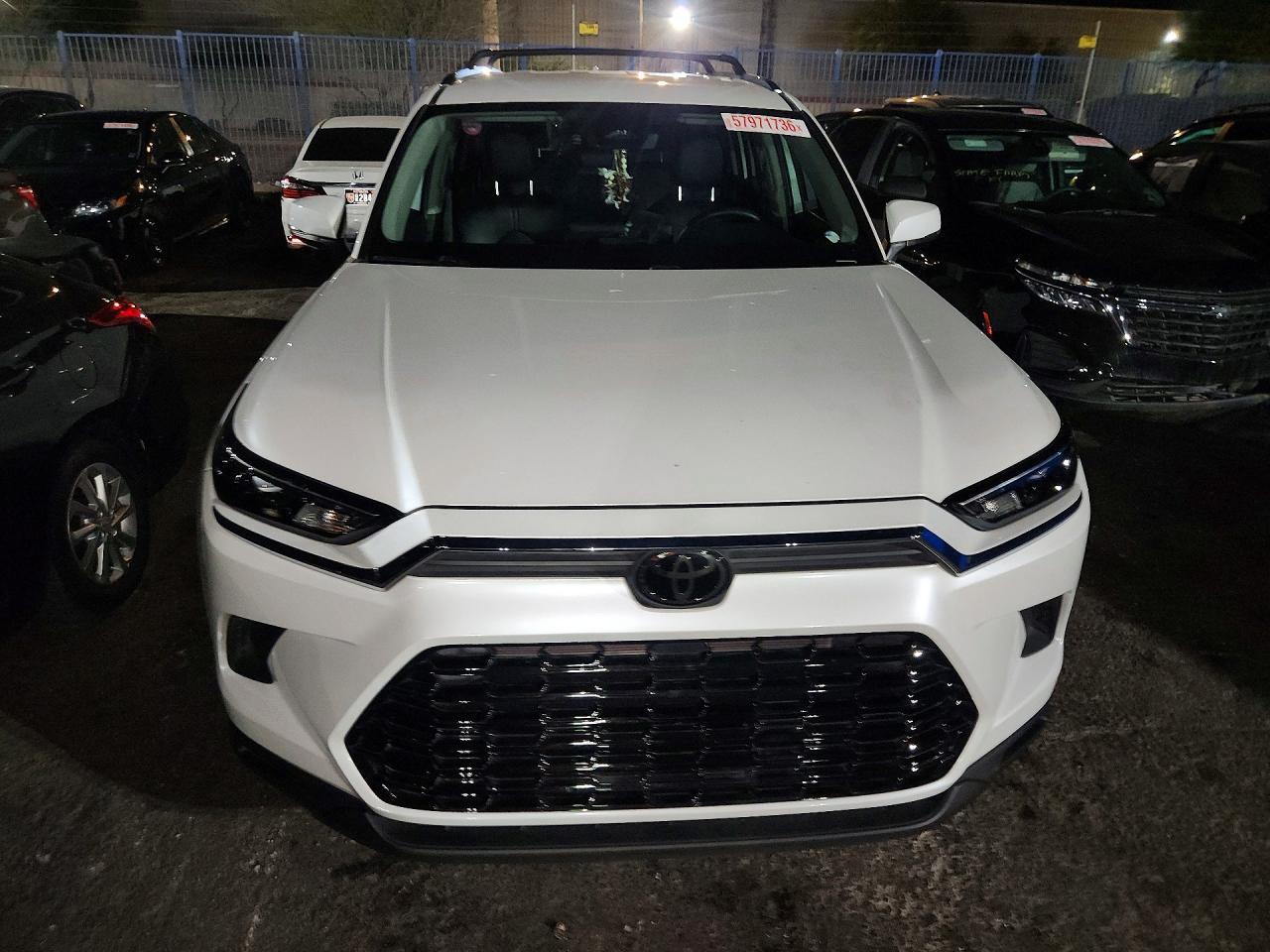 2024 Toyota Grand Highlander Xle - zdjęcie 5