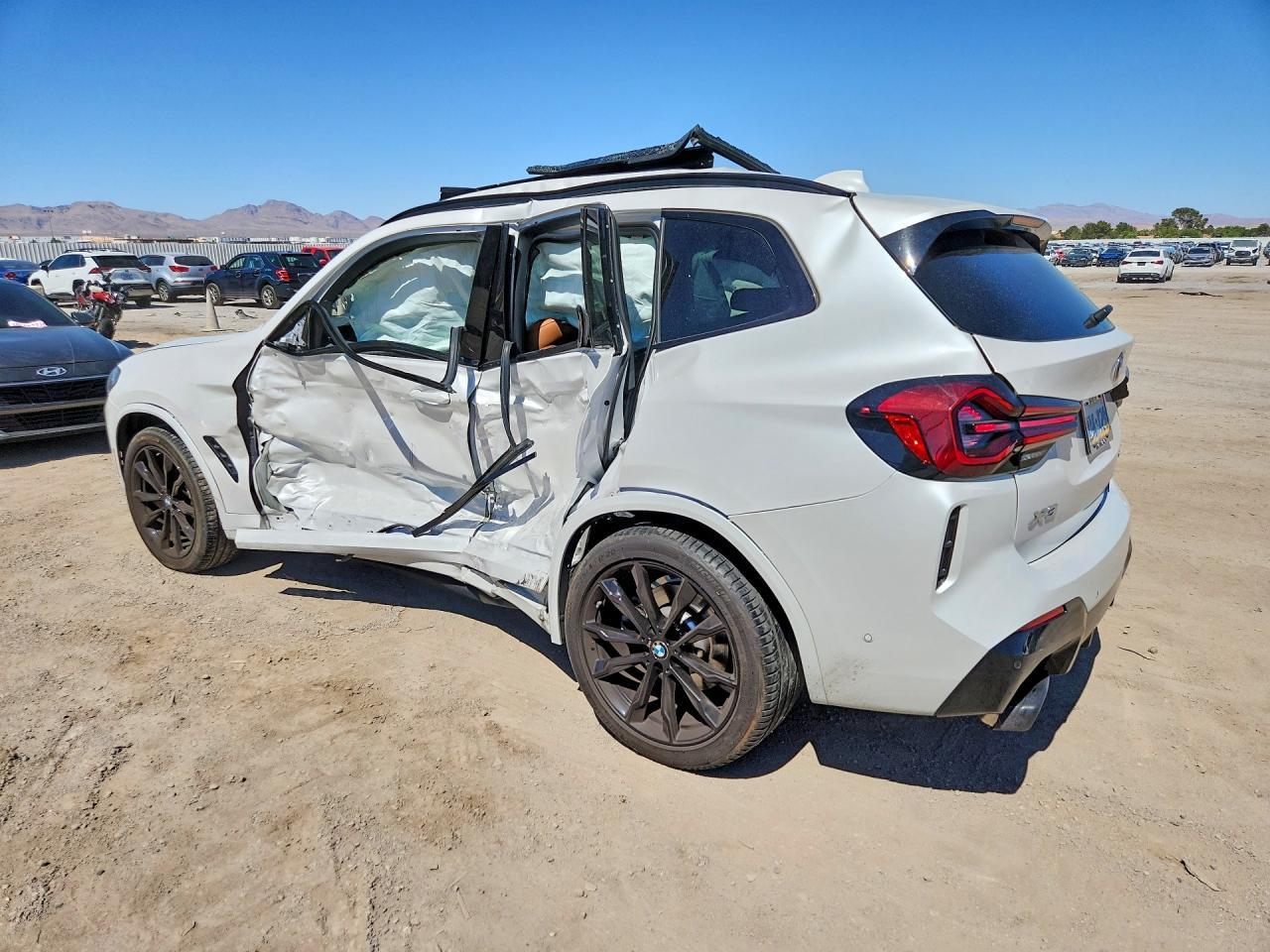 2023 BMW X3 xDrive30I - zdjęcie 2
