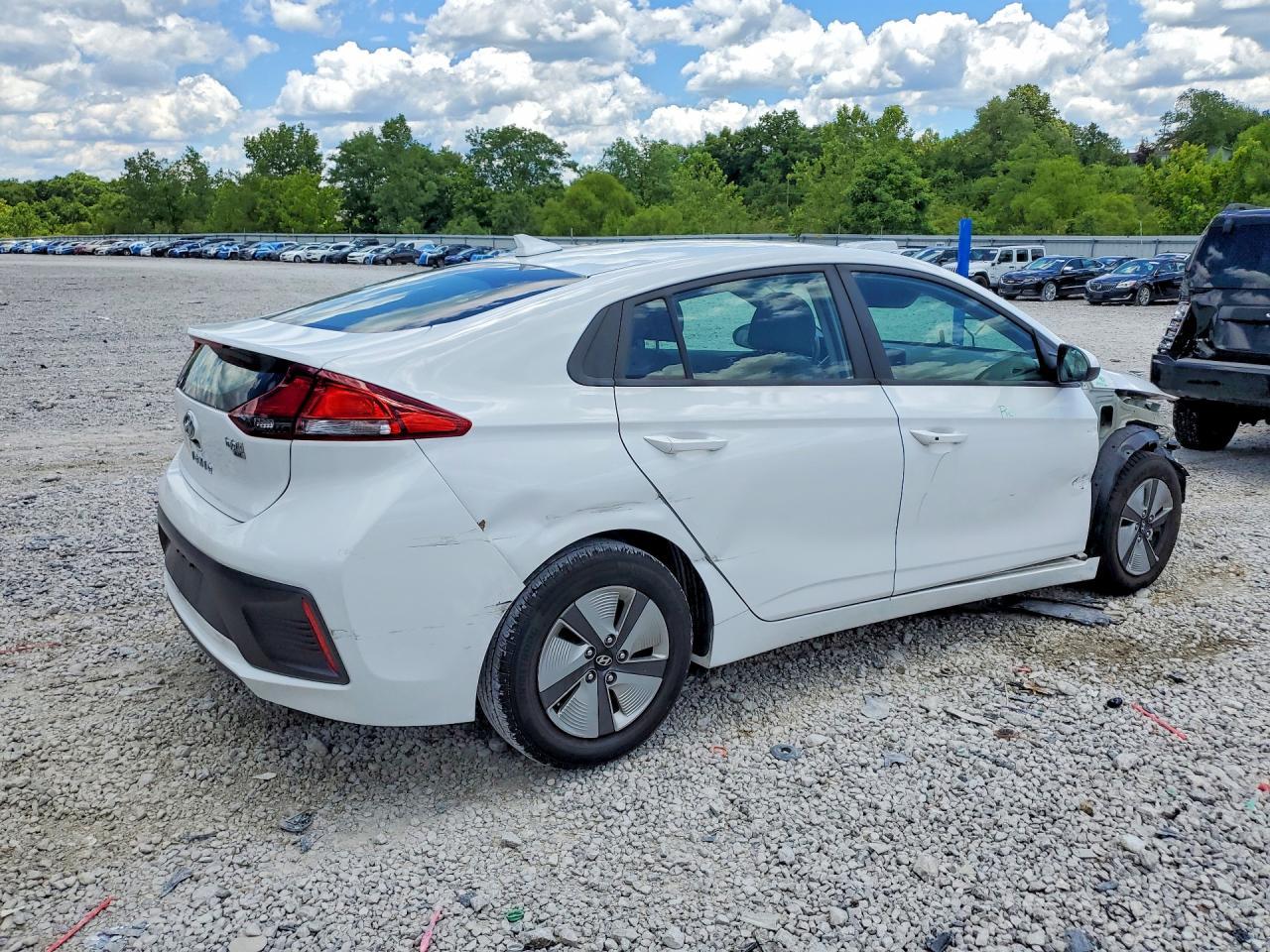 2022 Hyundai Ioniq Blue - zdjęcie 3