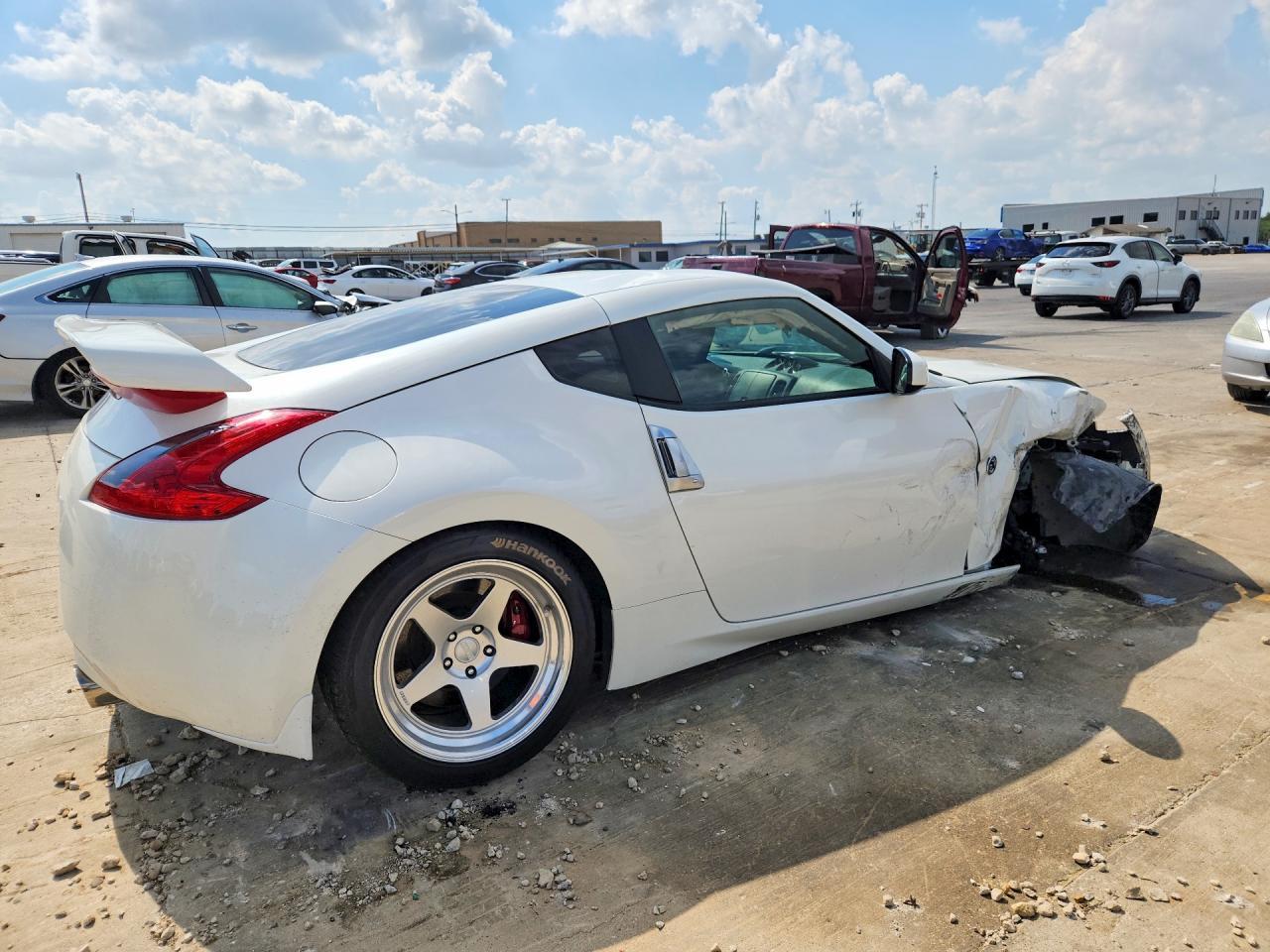 2014 Nissan 370Z Base - zdjęcie 3