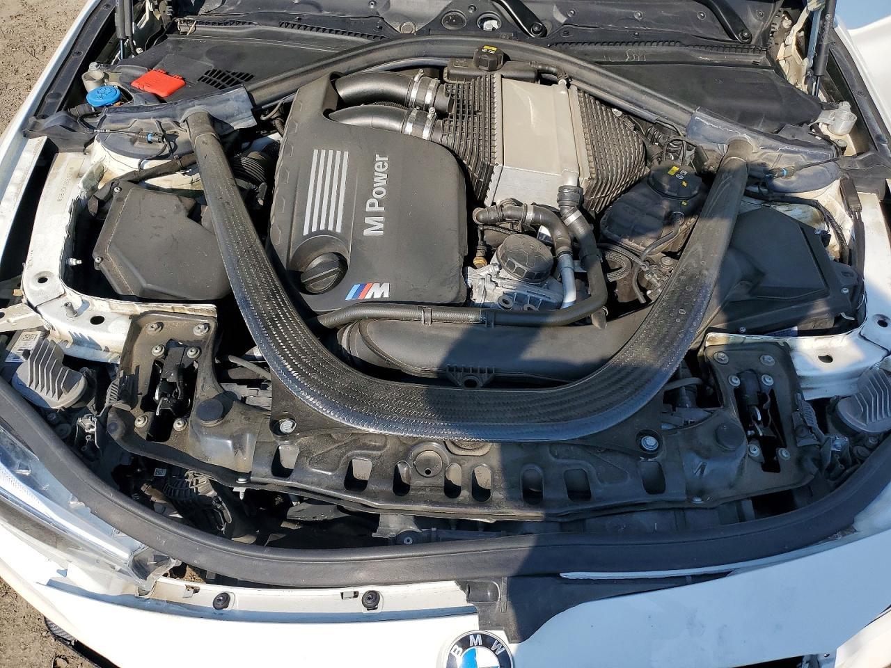 2018 BMW M4 - zdjęcie 11