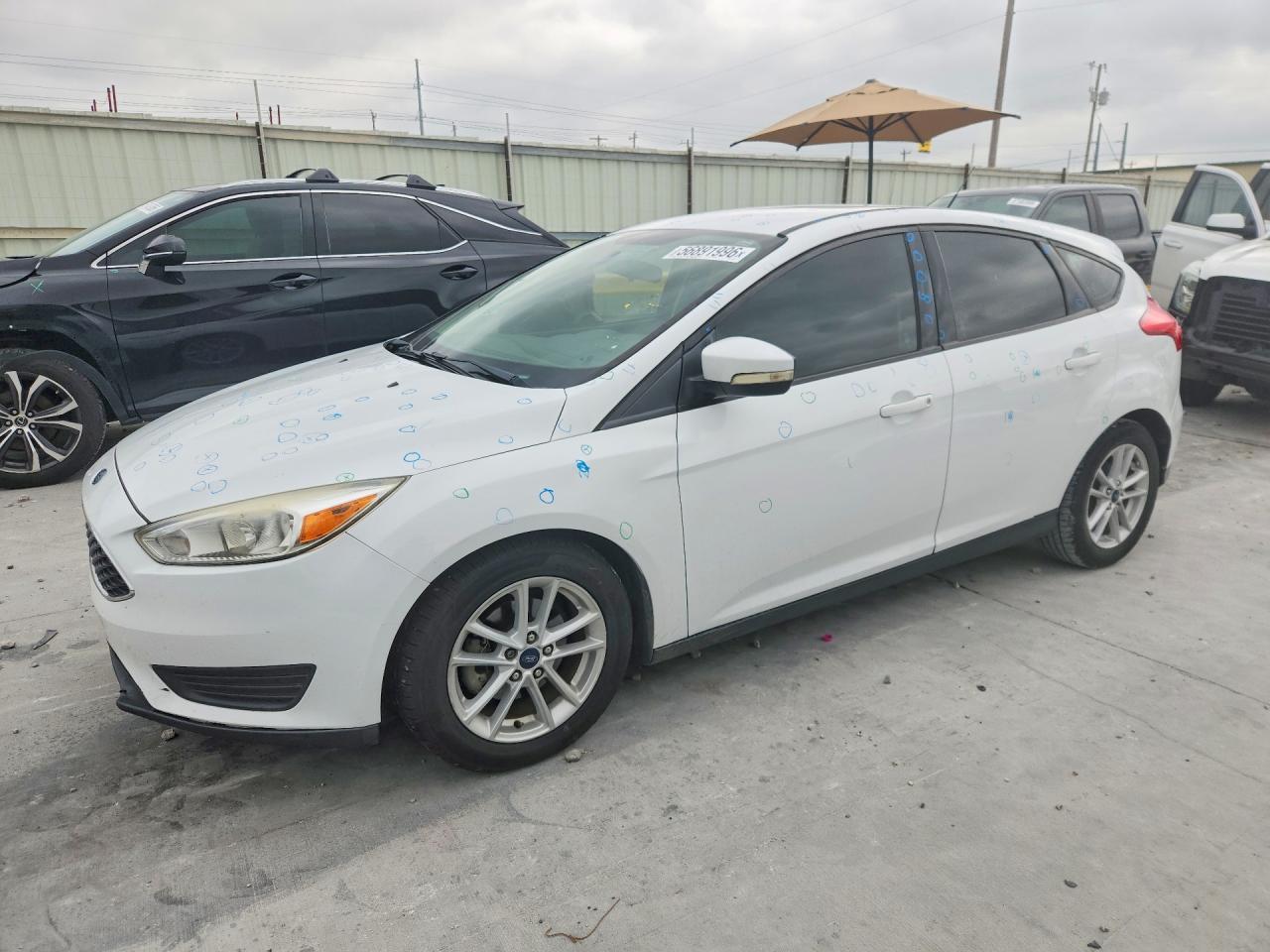 2017 Ford Focus Se - zdjęcie główne