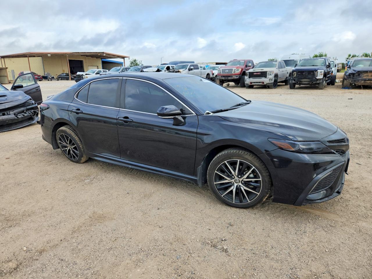 2024 Toyota Camry Se - zdjęcie 4